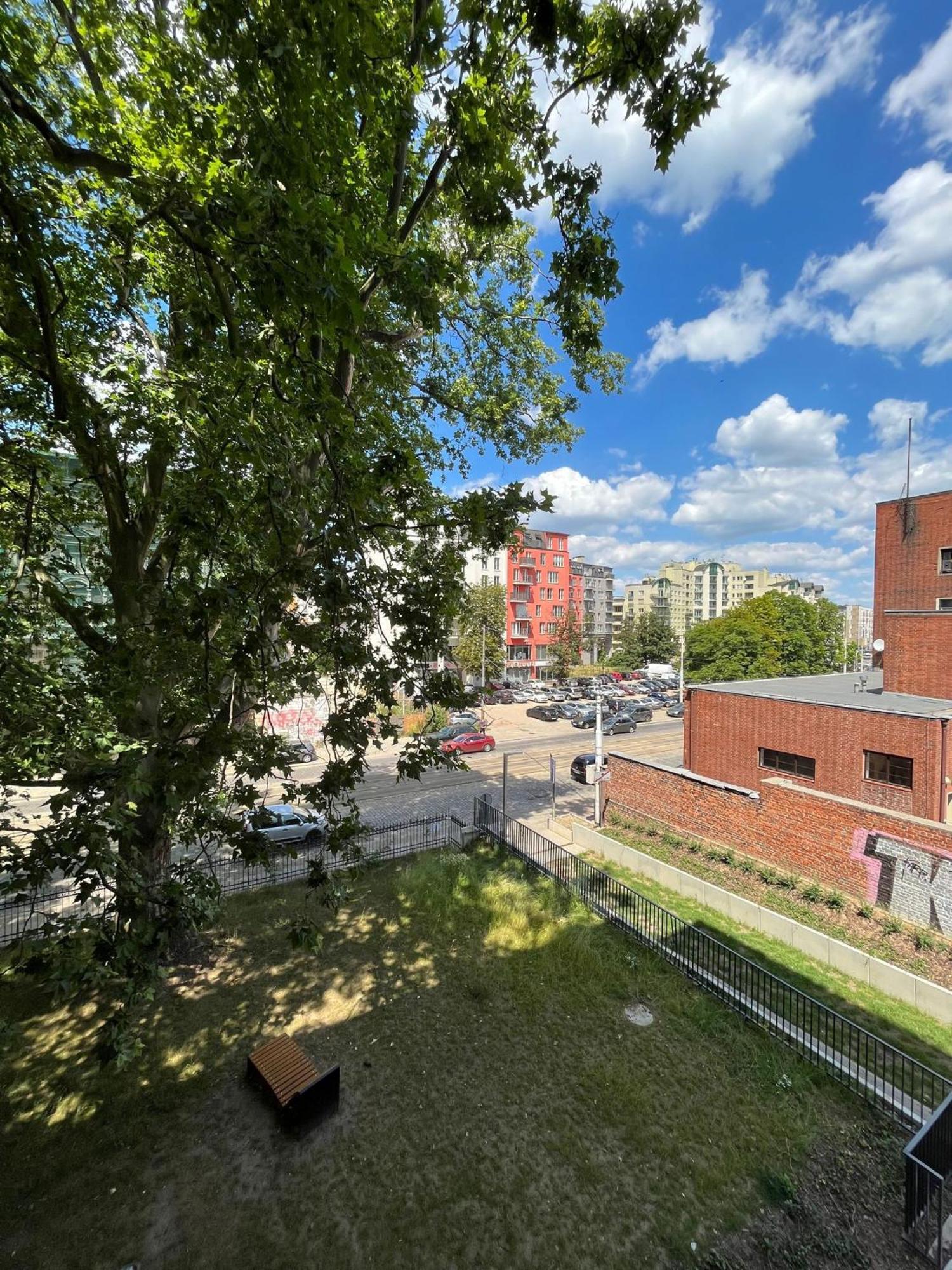 Komfort Z Balkonem W Centrum Breslavia Esterno foto